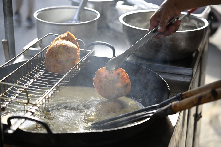 fryer recovery time slow — commercial fryer cooking